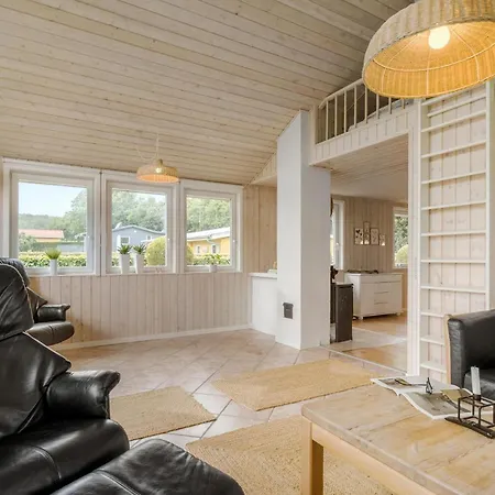 펜션 Lovely In With Wifi 하데르슬레우